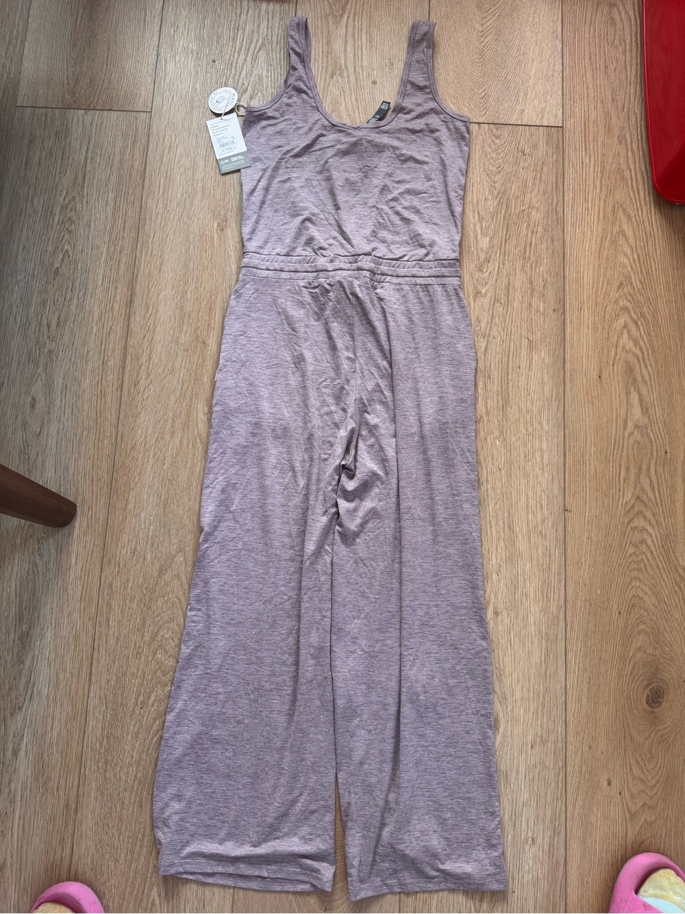 Vuori Falls Jumpsuit in Rosemary Heather - Picture 4 of 6
